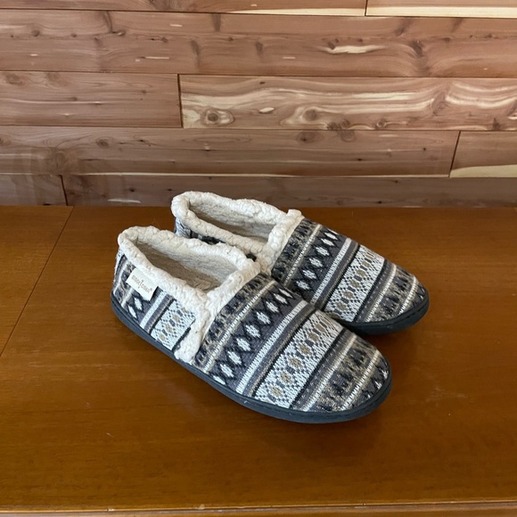 Minnetonka Shoes - Minnetonka Slippers Loafers